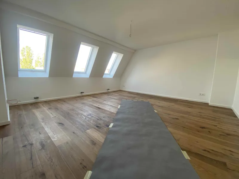 Moderne Dachgeschosswohnungen in Wedding mit Terrasse — photo 1